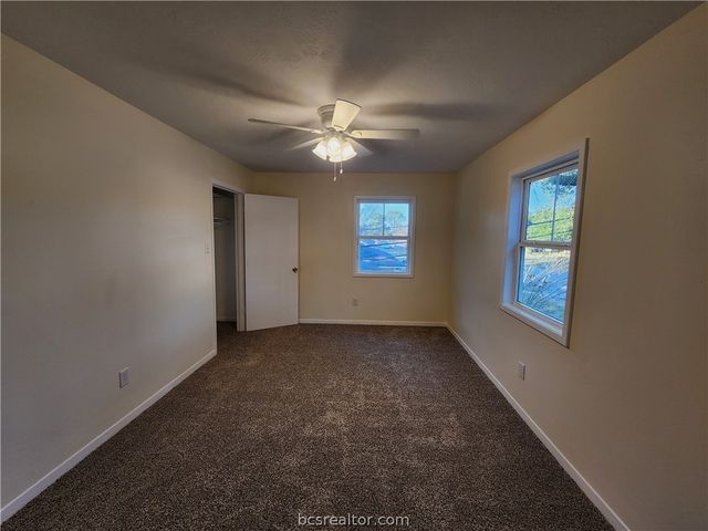 1405 Broadmoor Drive, Bryan, TX 77802