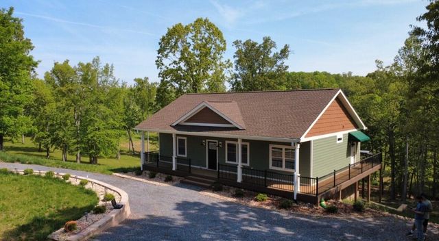 106 Park Shores CIR, Moneta, VA 24121