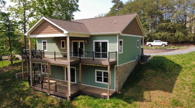 106 Park Shores CIR, Moneta, VA 24121