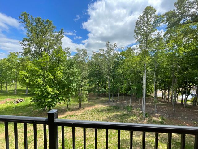 106 Park Shores CIR, Moneta, VA 24121