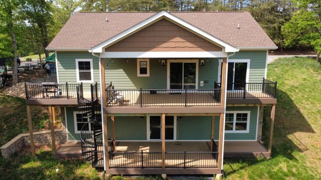 106 Park Shores CIR, Moneta, VA 24121