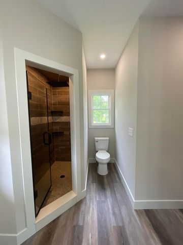 106 Park Shores CIR, Moneta, VA 24121