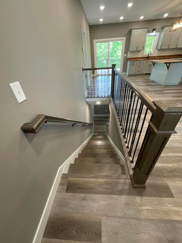 106 Park Shores CIR, Moneta, VA 24121