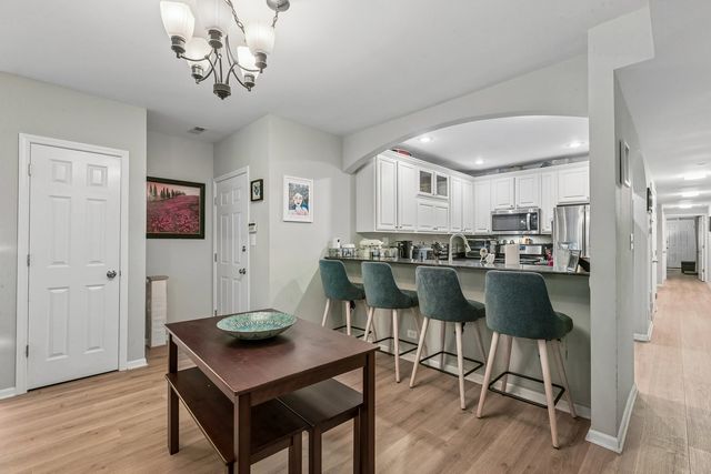 4851 N Paulina Street G, Chicago, IL 60640