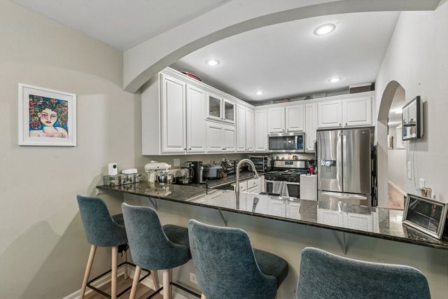 4851 N Paulina Street G, Chicago, IL 60640