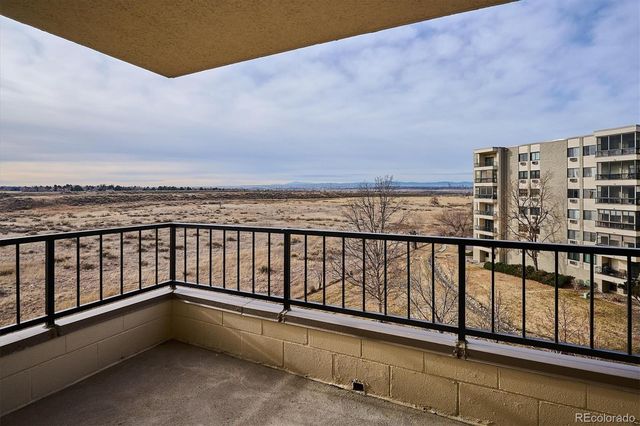 13850 E Marina Drive 401, Aurora, CO 80014