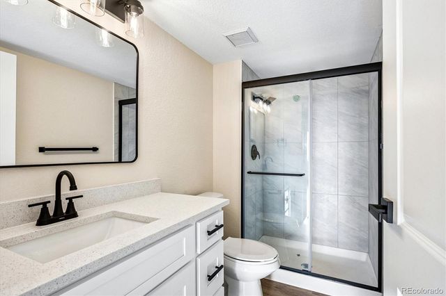 13850 E Marina Drive 401, Aurora, CO 80014