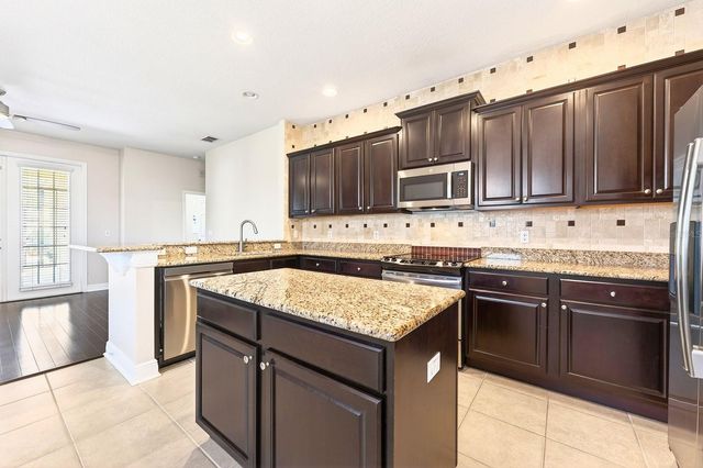 918 SEBURN ROAD, Apopka, FL 32703