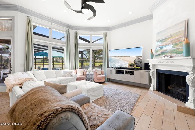 101 Dragon Circle, Panama City Beach, FL 32408