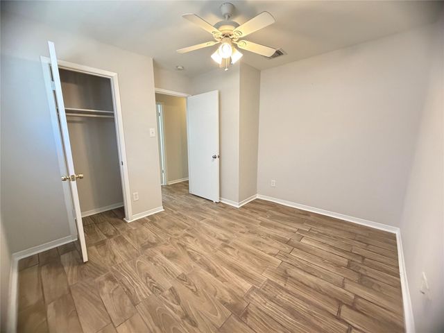 2758 Foliage Green Drive, Houston, TX 77339