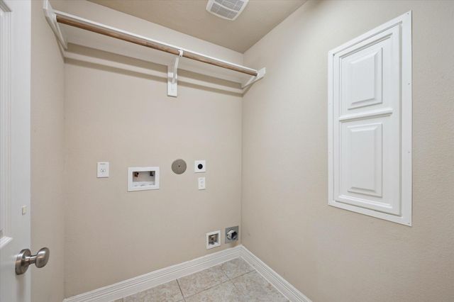 4723 Sabero Lane, League City, TX 77573