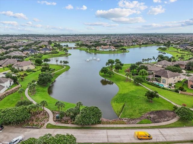 4723 Sabero Lane, League City, TX 77573