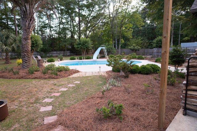 1605 Selkirk, Dothan, AL 36303