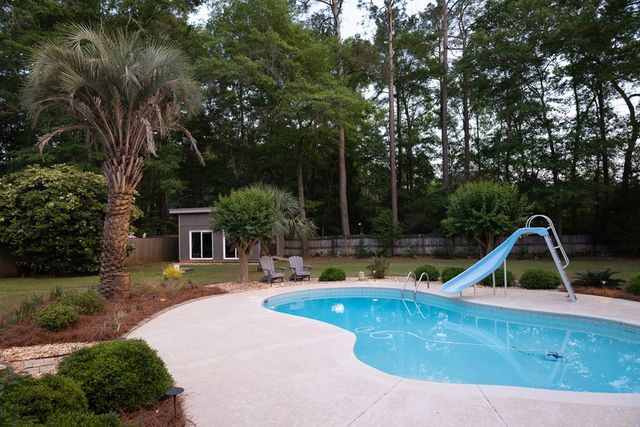 1605 Selkirk, Dothan, AL 36303