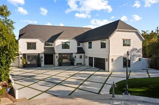 20630 Kingsboro Way, Woodland Hills, CA 91364