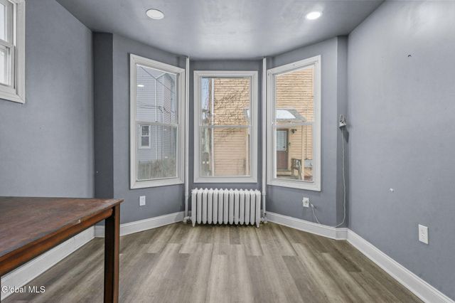 21 120th Street, Troy, NY 12182