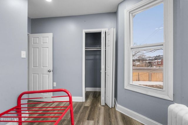 21 120th Street, Troy, NY 12182