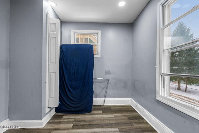 21 120th Street, Troy, NY 12182