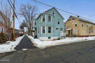 21 120th Street, Troy, NY 12182