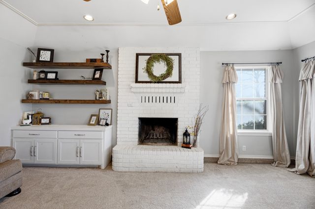 106 Mariah Drive, Weatherford, TX 76087