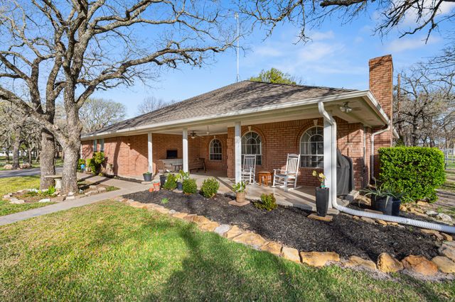 106 Mariah Drive, Weatherford, TX 76087