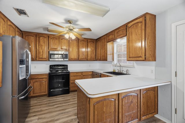 106 Mariah Drive, Weatherford, TX 76087