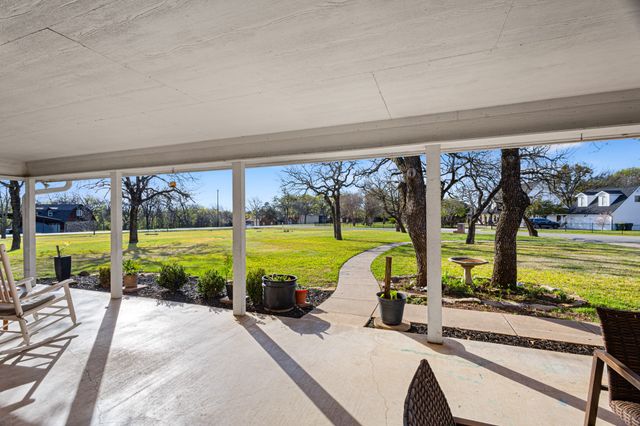 106 Mariah Drive, Weatherford, TX 76087