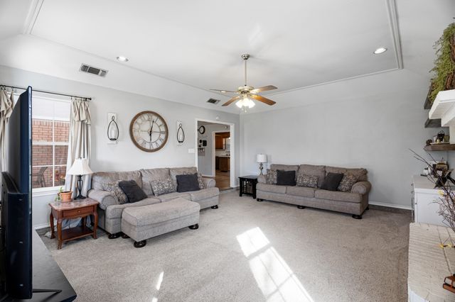 106 Mariah Drive, Weatherford, TX 76087