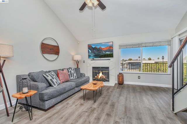 1516 Trawler St, Discovery Bay, CA 94505
