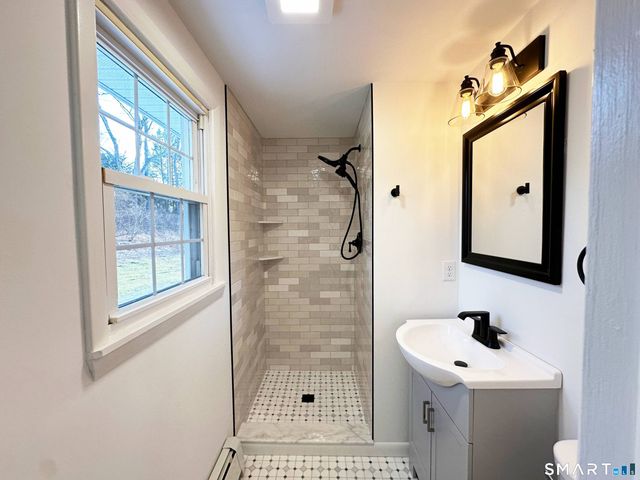 148 Hyde Road, West Hartford, CT 06117