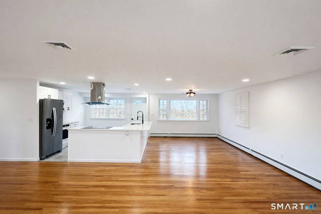 148 Hyde Road, West Hartford, CT 06117