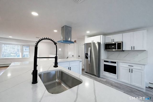 148 Hyde Road, West Hartford, CT 06117