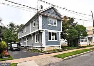 209 S DELMORR AVE, Morrisville, PA 19067