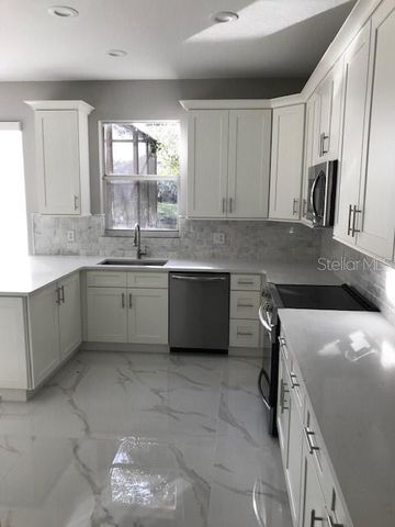 18044 JAVA ISLE DRIVE, Tampa, FL 33647