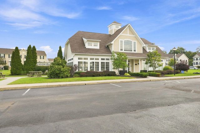 6058 Phar Lap Drive, 17, New Albany, OH 43054