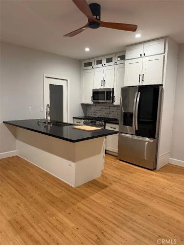 2039 Casa Grande, Pasadena, CA 91104