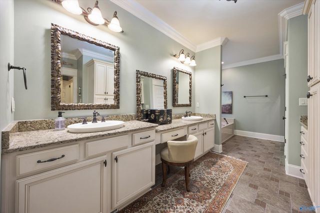 192 West Lake Circle, Madison, AL 35758