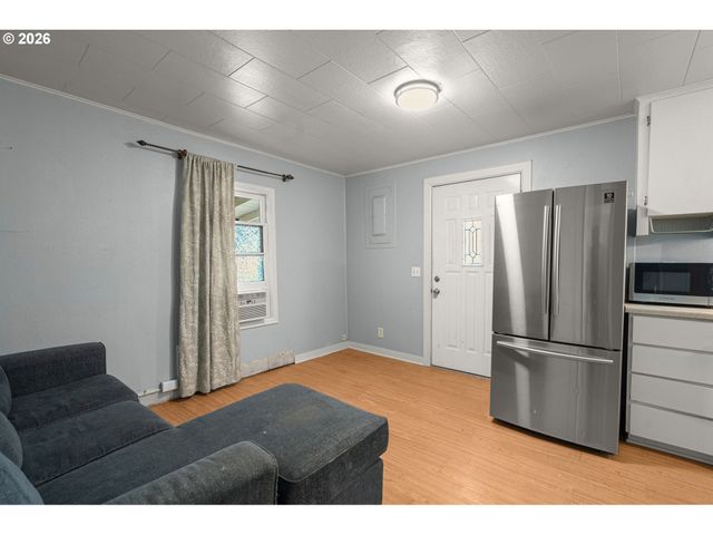 2946 E 1ST Ave, Camas, WA 98607