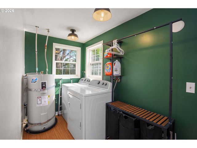 2946 E 1ST Ave, Camas, WA 98607