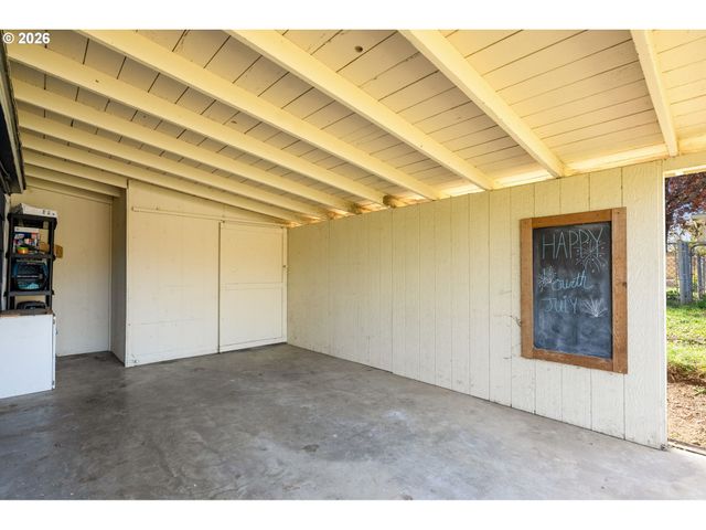 2946 E 1ST Ave, Camas, WA 98607