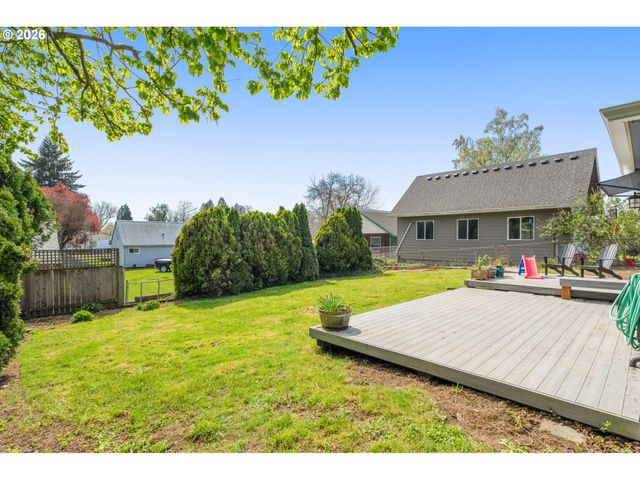 2946 E 1ST Ave, Camas, WA 98607