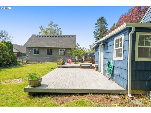 2946 E 1ST Ave, Camas, WA 98607