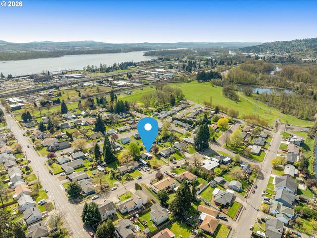 2946 E 1ST Ave, Camas, WA 98607