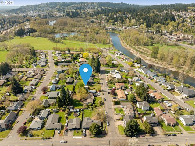 2946 E 1ST Ave, Camas, WA 98607