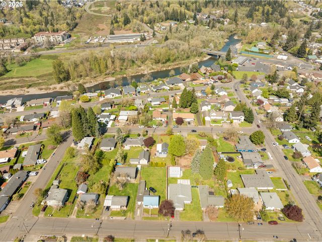 2946 E 1ST Ave, Camas, WA 98607