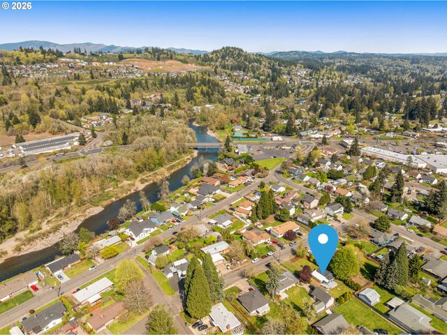 2946 E 1ST Ave, Camas, WA 98607