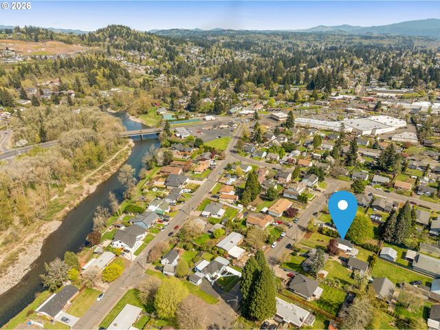 2946 E 1ST Ave, Camas, WA 98607