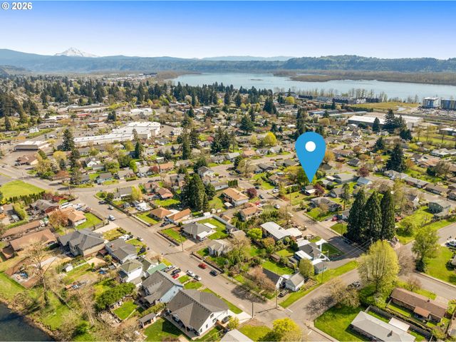 2946 E 1ST Ave, Camas, WA 98607