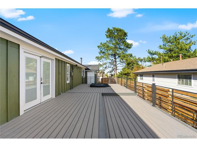 610 6th St, Bennett, CO 80102