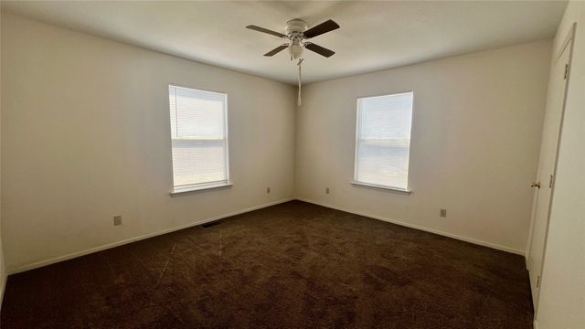 115 N Denton Street, Weatherford, TX 76086